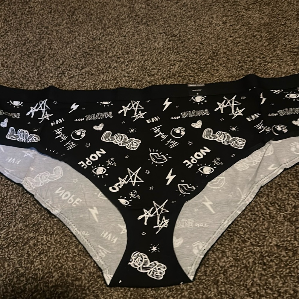 TORRID CURVE COLLECTION COTTON HIPSTER PANTY: BLACK/WHITE: NEW WITH TAGS: SIZE 5